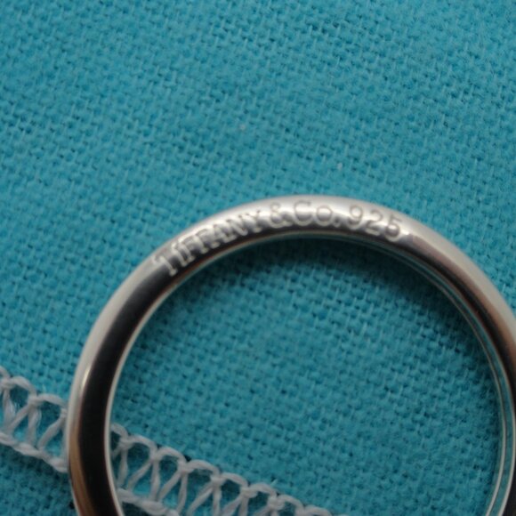 Tiffany & Co. Sterling Silver Globe Airplane Keychain Key  Tiffany & Co. Sterling Silver Globe Keychain Key Ring